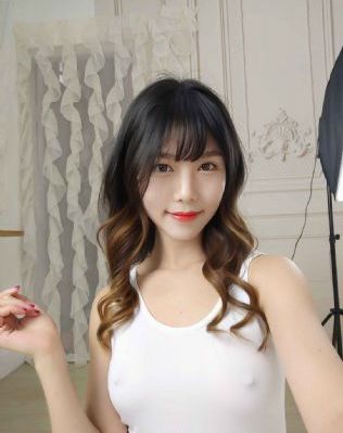 琪琪在线热无码_DVD免费观看视频