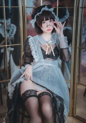 坐在老师的根茎上写作文_HD免费在线观看